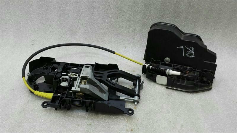 BMW 5 Series F07 GT RLH door lock 7229459 door lock rear left