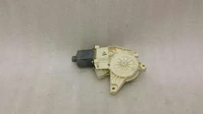 Mercedes E Class W212 Rear Door Window Motor A2048200542 Window Regulator Motor