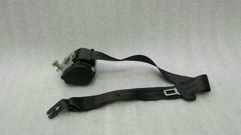 Audi S3 8V right rear seat belt 8V3857805 seat belt belt rear right