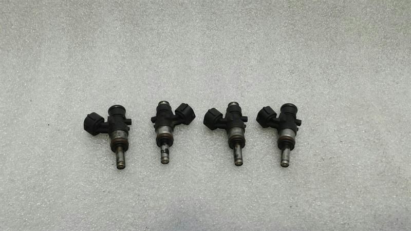 AUDI A3 8V INJECTOR 06L906031A FUEL INJECTOR SET 4X SET 2.0 TFSI GOLF