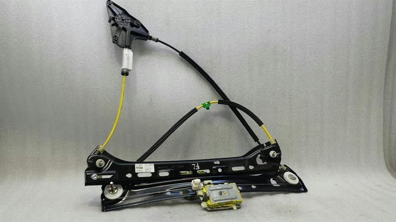 Mercedes C W205 Left Front Door Winder A2057204327 Window Regulator Front Li Convertible