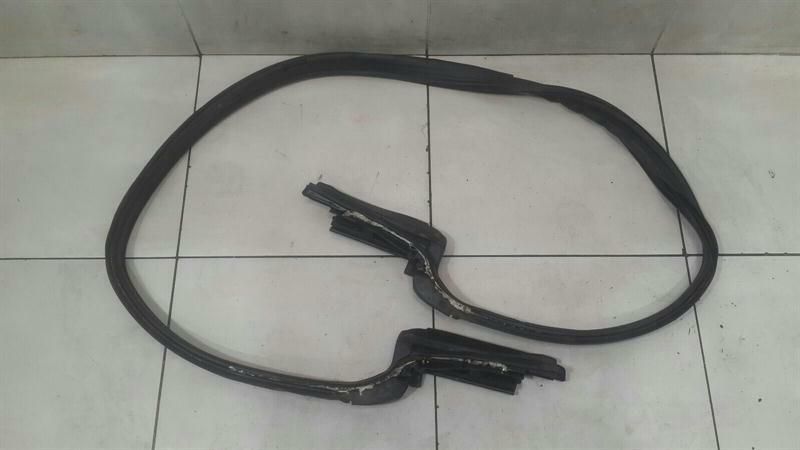 Mercedes C Class W205 Rear Seal A2057500498 Seals Rear Convertible