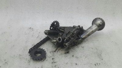 Mercedes A Class W176 Oil Pump A6071800301 Oil Pump Oil Auxiliary Pump OM607