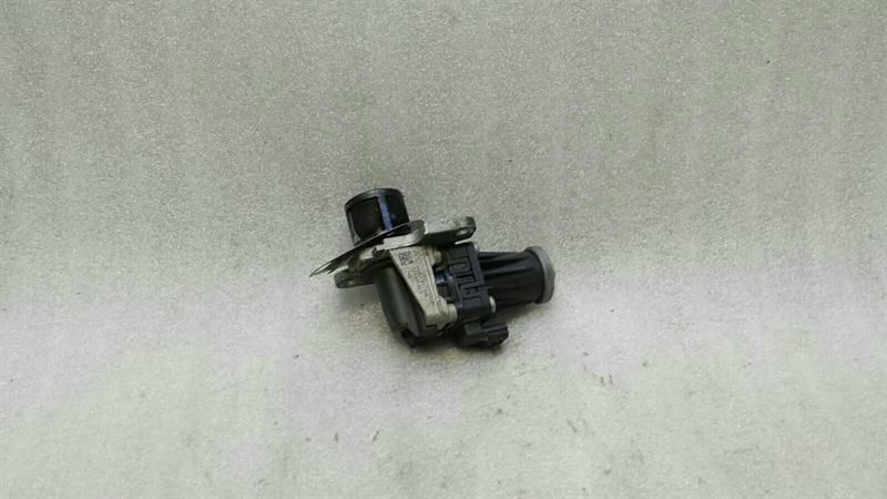 Mercedes A Class W176 EGR Valve 7172RBT EGR Valve OM607