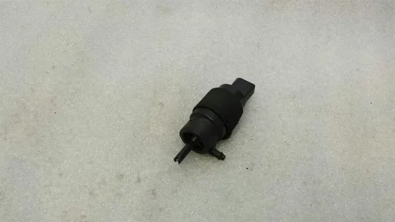 Audi A6 4G washer fluid pump 8K5955647 washer water pump