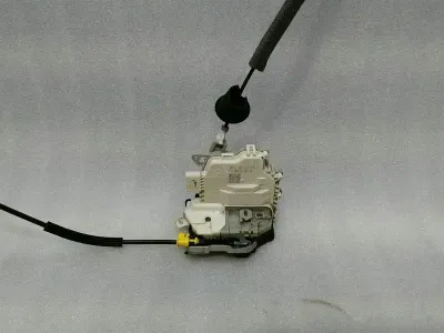 Audi A6 4G RHD front left door lock 8J2837015C right hand drive