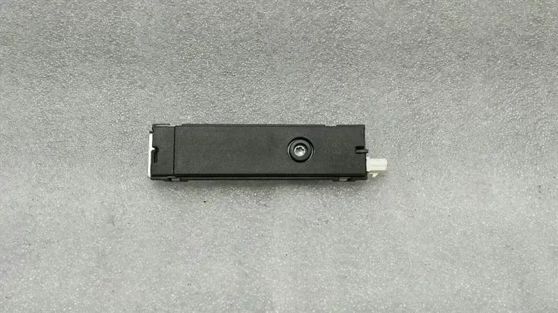 Mercedes C Class W205 Aerial / Antenna A2229055804 Antenna Booster