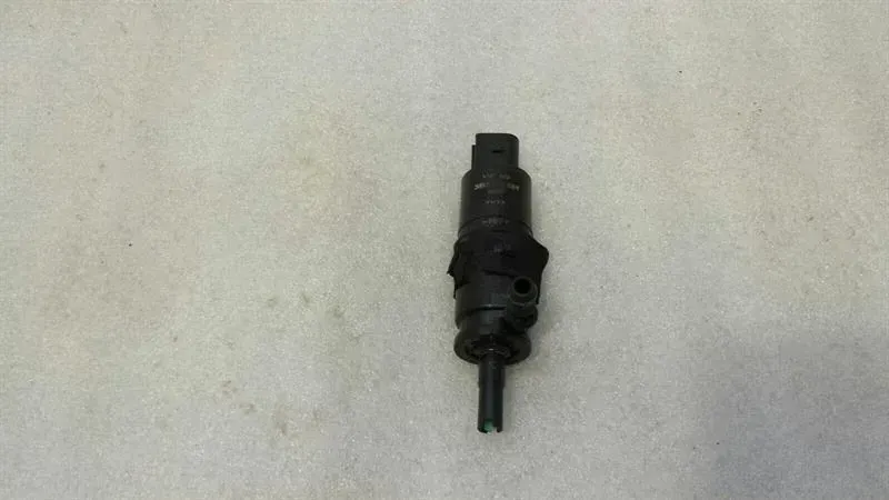 Audi A6 4G washer fluid pump 3B7955681 washer water pump