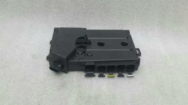 Mercedes C Class W205 Fuse Box A2055402850 Fuse Box Realay Relay