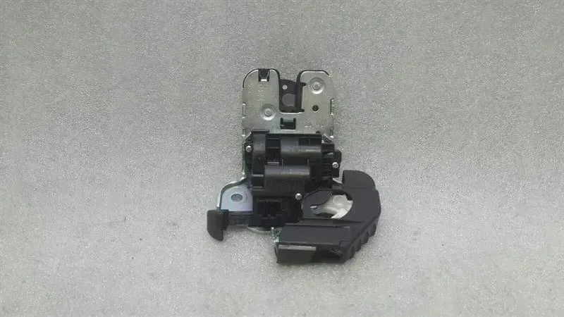 Audi A6 4G boat lid lock 4H0827505A tailgate lock