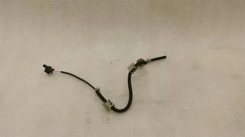 Mercedes C Class W205 Temperature Sensor A0009056804 Exhaust Gas Exhaust Sensor