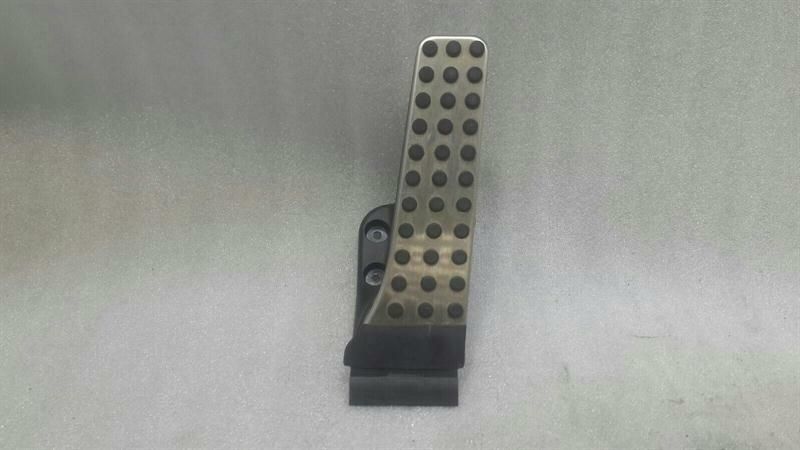 Mercedes C Class W205 Gas Pedal (Electrical) A2053000104 Accelerator Pedal W213 C250d AMG