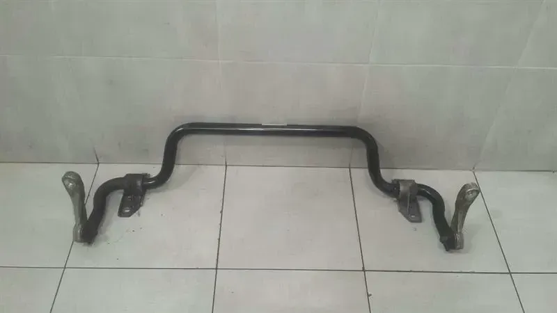 MERCEDES C Class W205 Anti Roll Bar Front A2053230465 Front Anti Roll Bar OM651