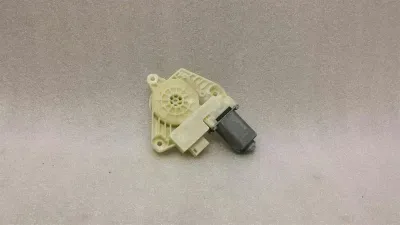 Mercedes C Class W205 Door Window Motor A2139069901 Window Regulator Motor Front LI