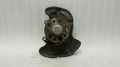 Mercedes W204 W207 Left Front Hub A2043320101 Wheel Bearing Housing Front Left
