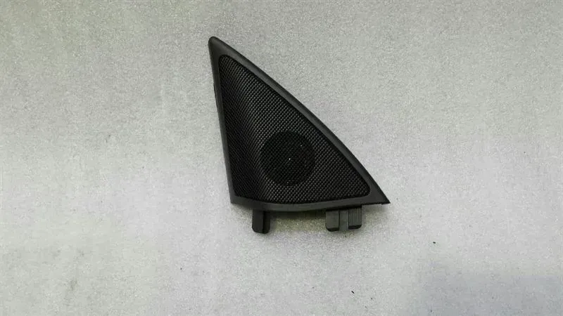 Mercedes E Class W207 Front Left Tweeter A2077200311 Speaker Front Left