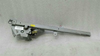 Mercedes CLK W209 Right Seatbelt Feeder A2098600282 Seat Belt Retainer Right.