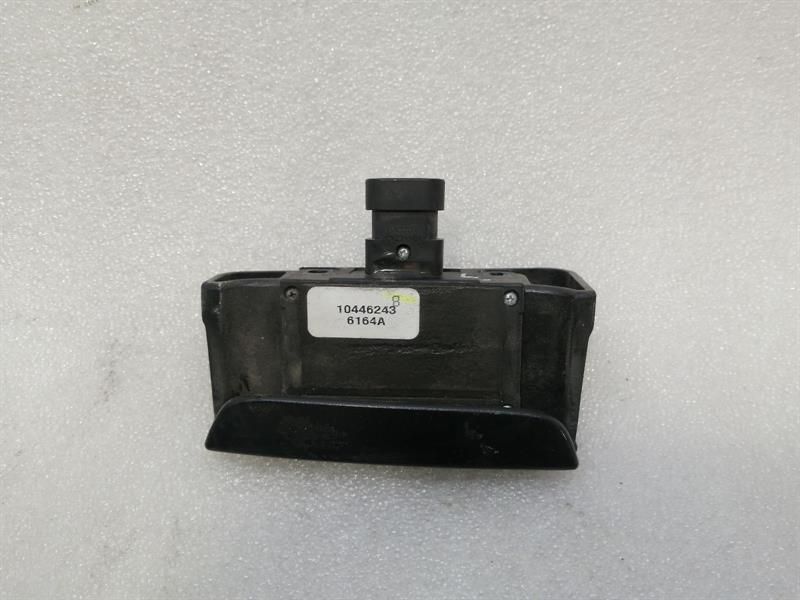 Chevrolet Corvette C6 Z06 LS7 Door Opener Switch 10446243 Door Opener Switch