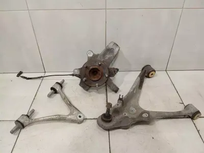 Chevrolet Corvette C6 Z06 Right Front Hub 88965638 Wheel Bearing Case Front Right