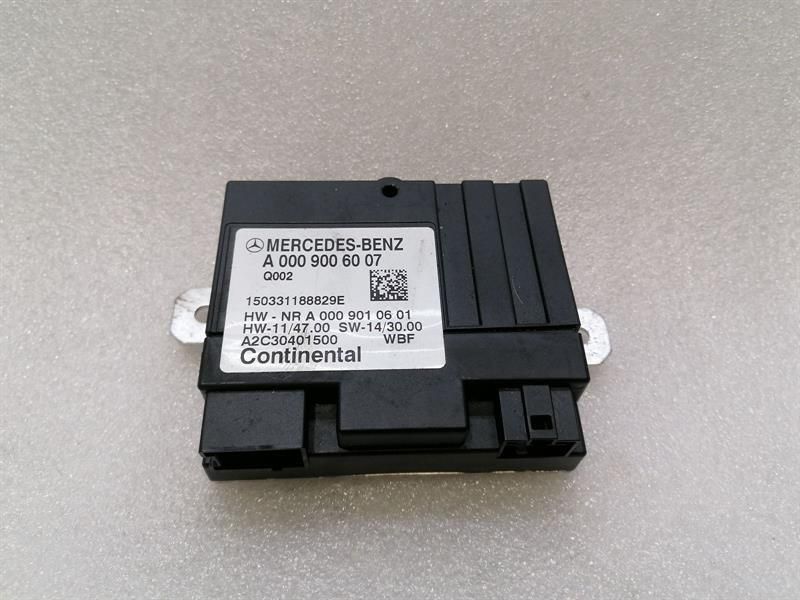 Mercedes C Class W205 Fuel Pump Module A0009006007 Diesel Pump Control Unit