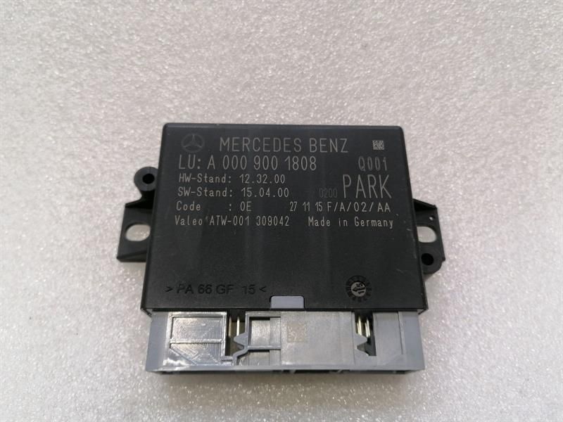 Mercedes C Class W205 Electronic Module A0009001808 ECU