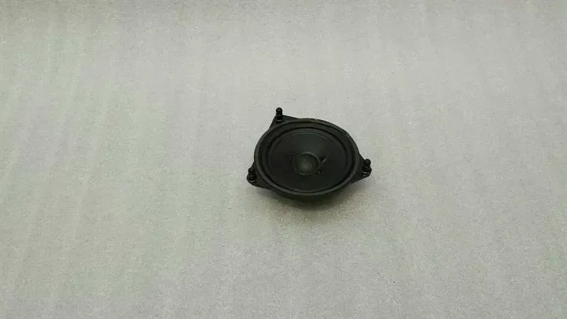 Mercedes C Class W205 W222 W217 Speaker A2228200202 Loudspeakers