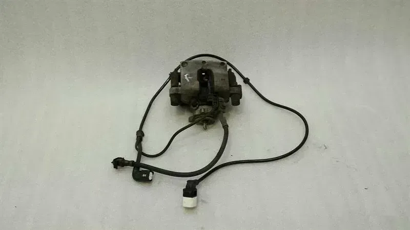 Mercedes C Class W205 Rear Caliper A2054230481 Brake Caliper Rear Right