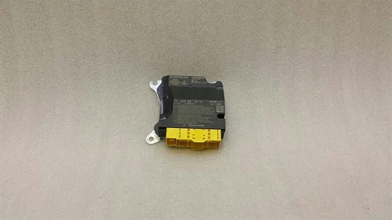 Mercedes C Class W205 Safety Module ECU A2059001814 Air Control Unit SRS