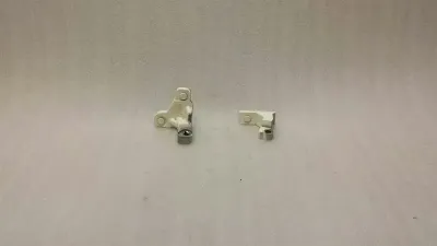 Mercedes C Class W205 Front Right Door Hinge A2057200237 Door Hinge