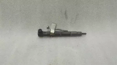 Mercedes C Class W205 Injector A6510703287 Injection Nozzle OM651 Diesel
