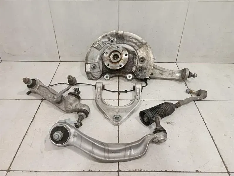 Rolls Royce Wraith RR5 Left Front Hub 31216853001 Wheel Bearing Housing Front Left