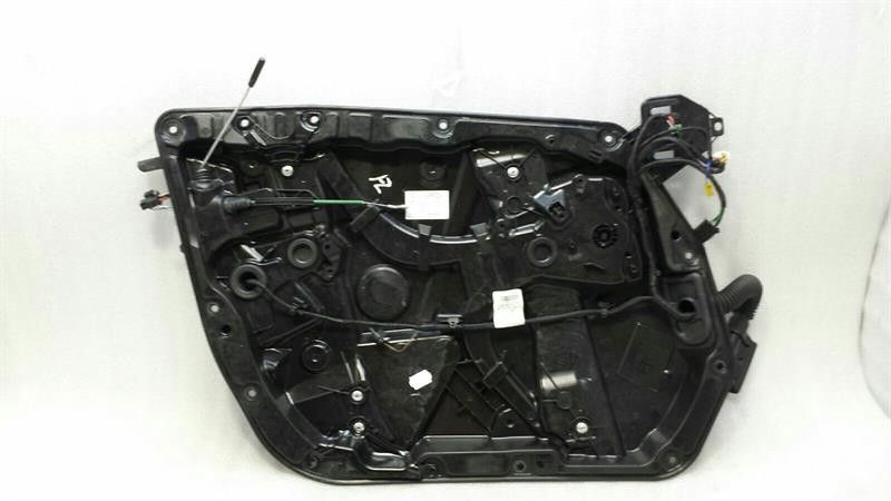 Mercedes C Class W205 Left Front Door Winder A2057204923 Front Window Regulator LI