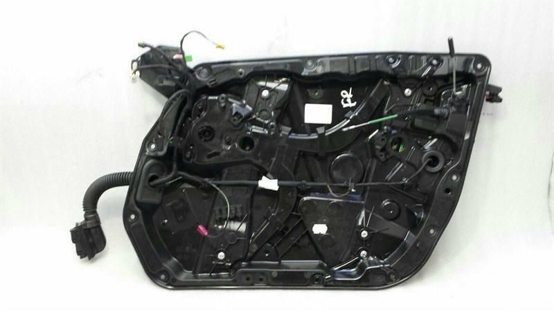 Mercedes C Class W205 Right Front Door Winder A2057205023 Front Window Regulator RE
