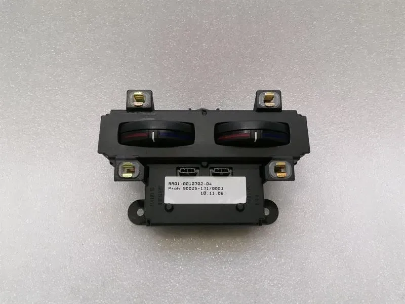Rolls Royce Phantom MK7 Rear Auto Climate Control 0010702 Rear Climate Control Panel