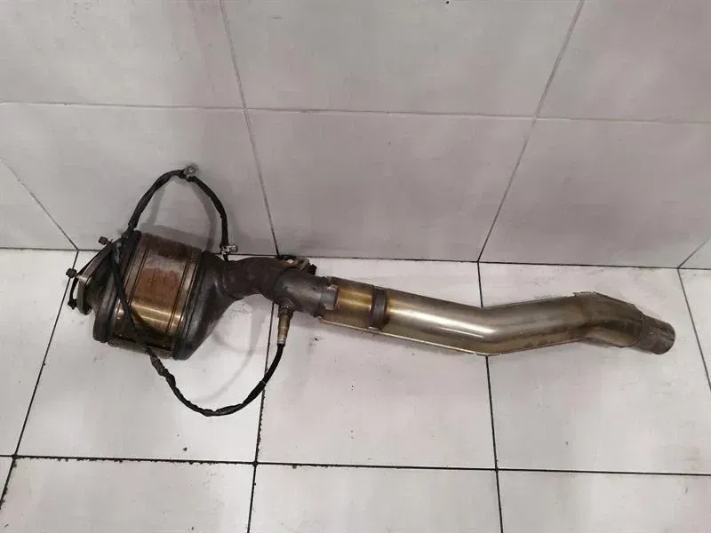 Ferrari FF F151 Catalytic Converter 273320 Catalyst LEFT LEAVES V12 F151