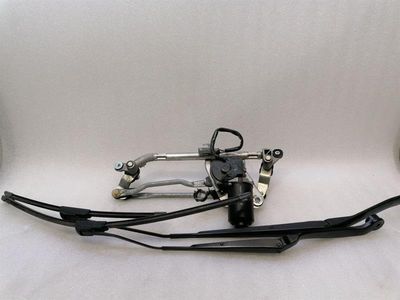 Ferrari F12 BERLINETTA F152 Front Wiper Linkage 83736600 Wiper Motor Front SET
