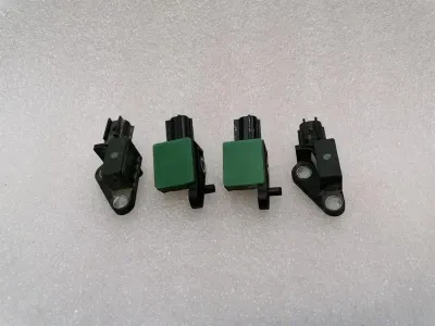 Ferrari F12 BERLINETTA F152 Crash Sensor Set 220246