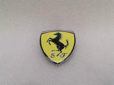 FERRARI PUROSANGUE F175 983028 SQUADRA CORSE SHIELD BADGE