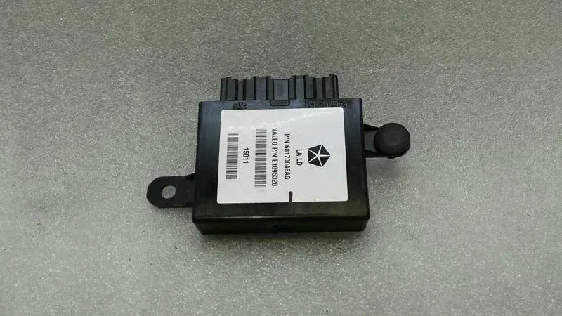 Dodge Challenger SRT PDC module 68170046AG control unit Parktronic parking aid