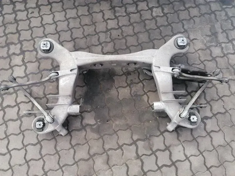 Mercedes S63 AMG W221 Subframe Rear A2213505508 Axle Frame Rear Axle