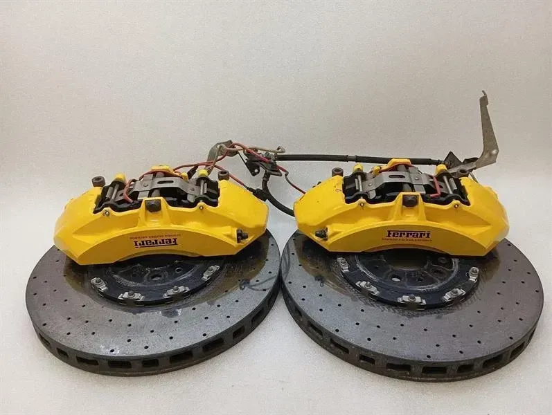 Ferrari FF F151 Front Brake Set 267314 Caliper Set CARBON CERAMIC YELLOW