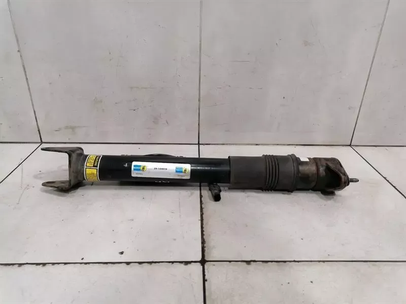 Mercedes ML63 AMG W164 shock absorber rear A1643200831 shock absorber rear M156