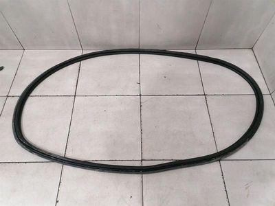 Ferrari F12 Berlinetta F152 Boat Lid Seal 84339600 Tailgate Seals