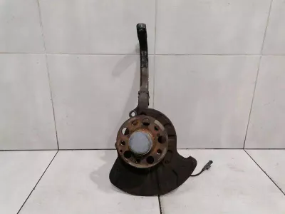 Mercedes E63 AMG W211 Right Front Hub A2113306720 Wheel Bearing Housing Front Right