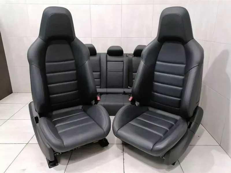 MERCEDES C63 AMG W204 DESIGNO SPORT BUCKET SEATS Bucket Seats