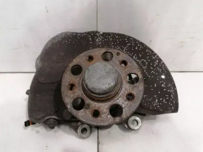 Mercedes E63 AMG W212 Left Front Hub A123300120 Wheel Bearing Housing Front Left