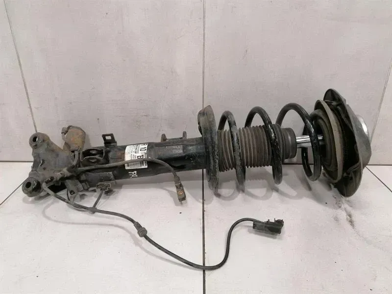 Mercedes E63 AMG W212 Shock Absorber Front A2123232600 Shock Absorber Front RIGHT