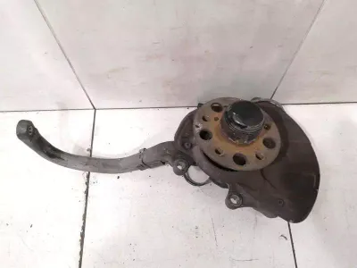 Mercedes E Class W211 Right Front Hub A2113305220 Wheel Bearing Housing Front Right