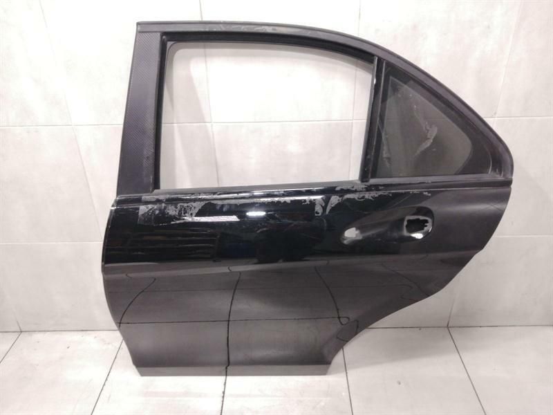 Mercedes C Class W204 Left Rear Door A2047300105 Door Rear Left