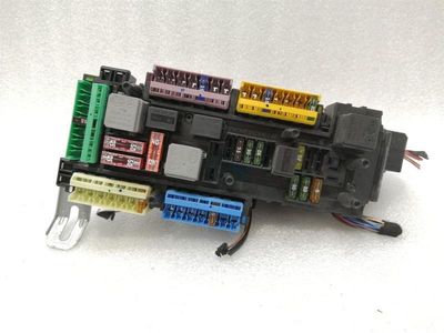 Mercedes C Class W204 Rear SAM Fuse Box A2045458201 Fuse Box SAM